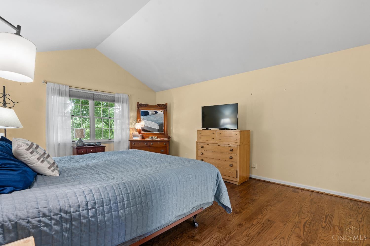Picture for the property 1890072, 4 beds, 3 baths