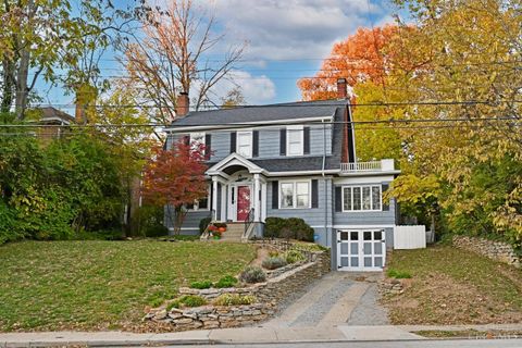 3280 Linwood Avenue Cincinnati OH 45226