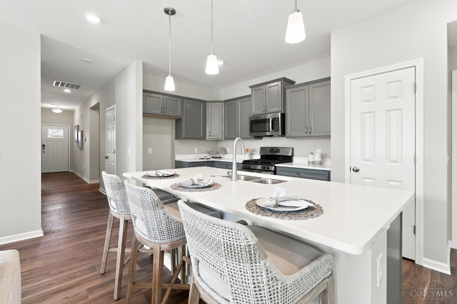5665 White Pine Lane