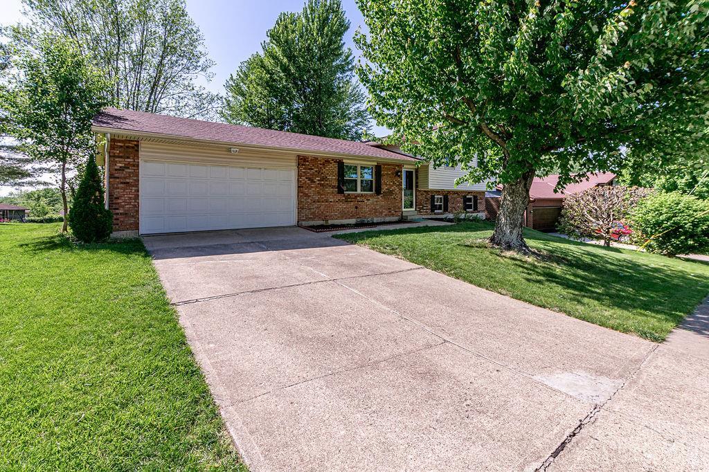 5853 Flaig Dr Dr, Fairfield, Ohio image 3