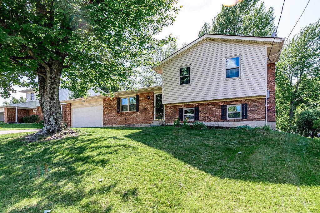 5853 Flaig Dr Dr, Fairfield, Ohio image 2