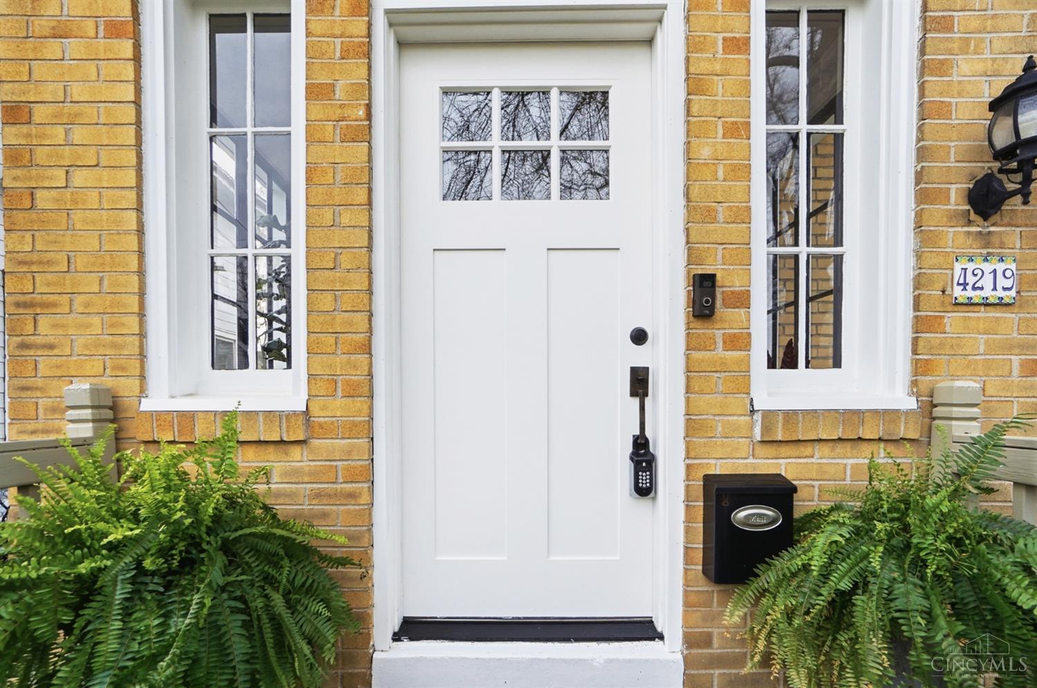 4219 Thirty Third Avenue