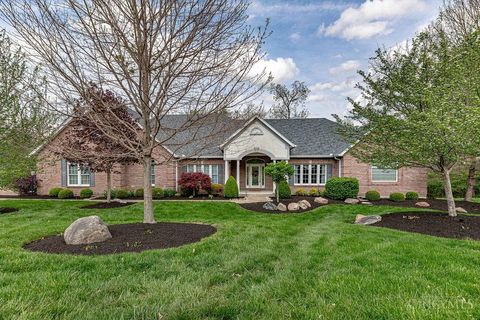 Photo of 218 Random Drive, Hamilton, OH 45013 (MLS # 1875784)