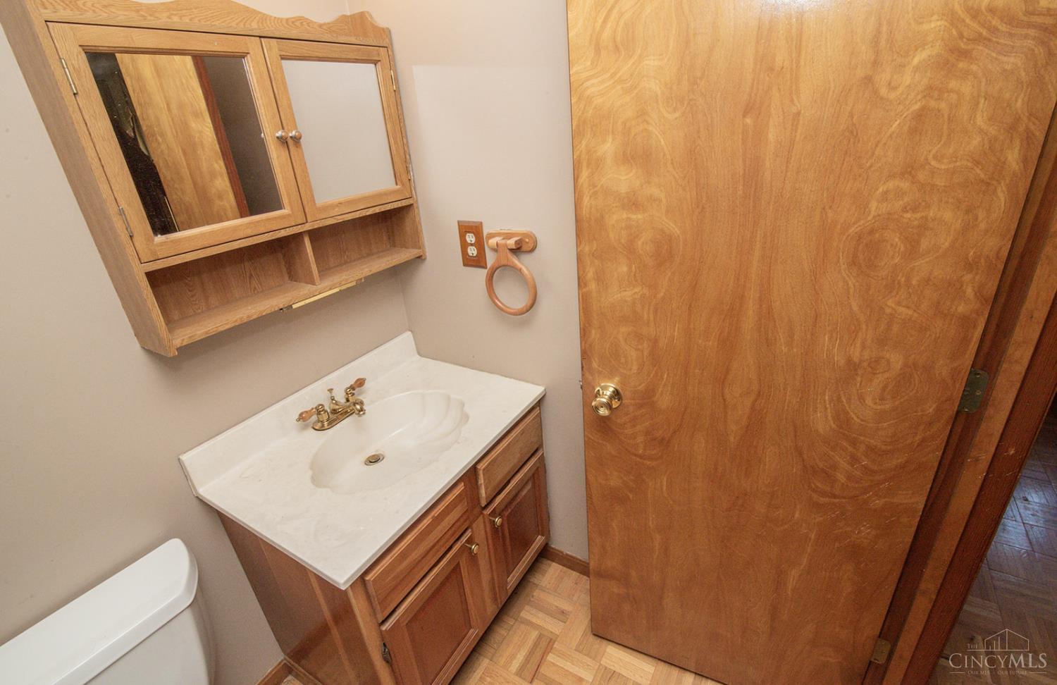 352 Palm Springs Drive, Fairfield, Ohio image 24