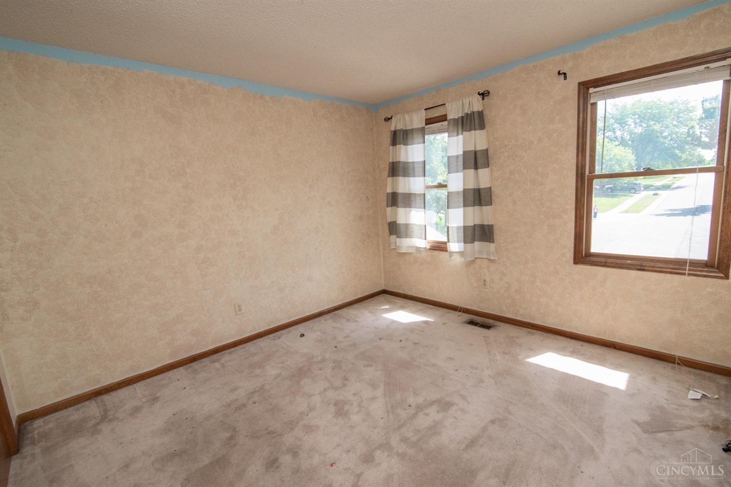 352 Palm Springs Drive, Fairfield, Ohio image 26