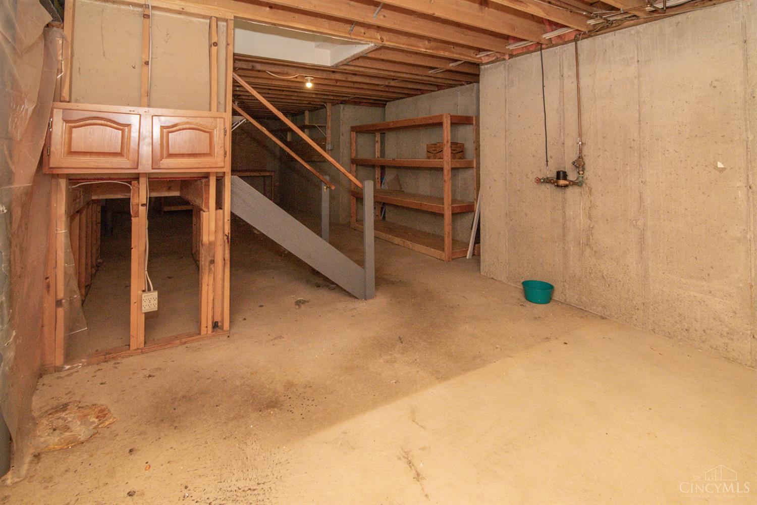 352 Palm Springs Drive, Fairfield, Ohio image 43
