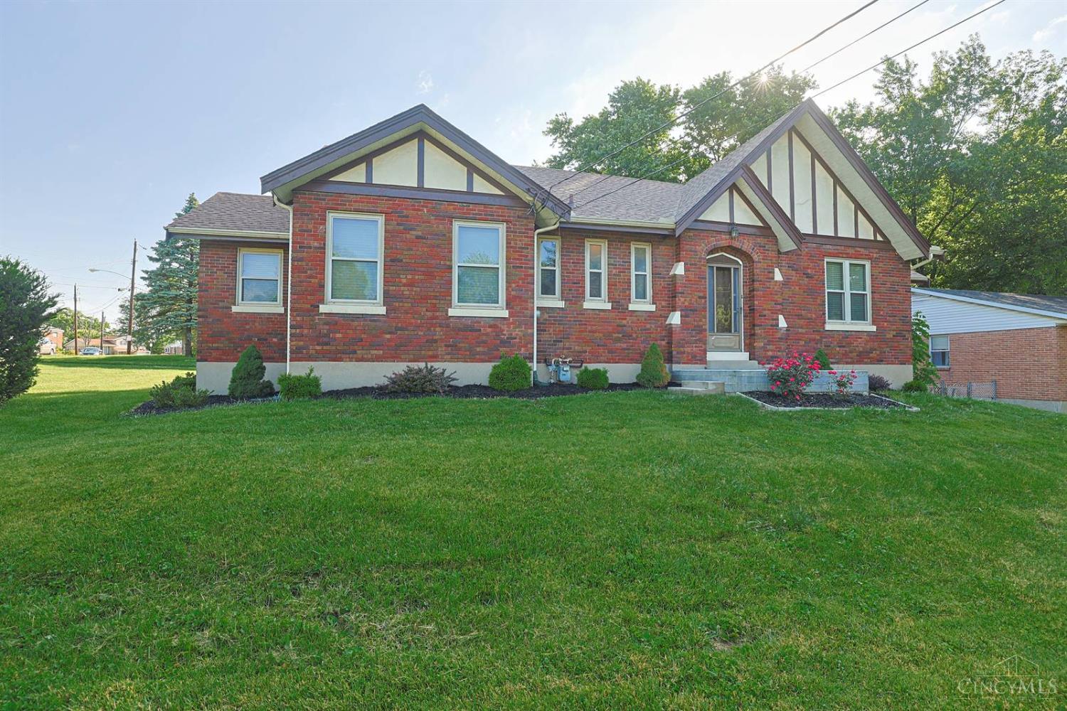 3247 Autumn Lane
