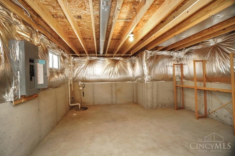 8259 Jeannes Creek Lane, West Chester, Ohio image 30