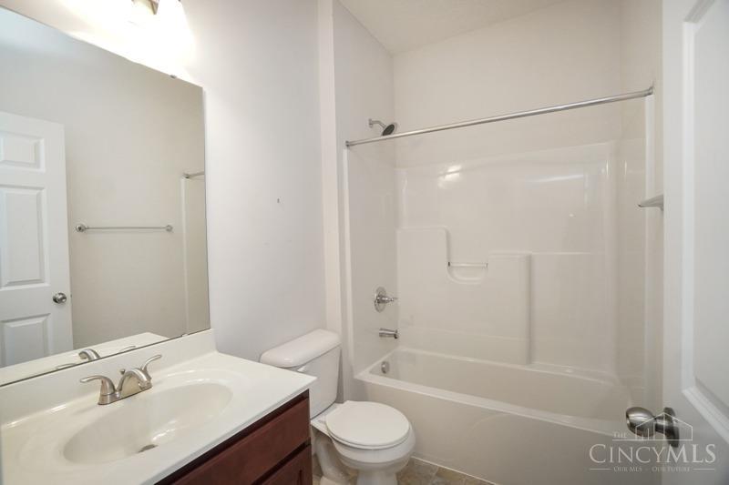 8259 Jeannes Creek Lane, West Chester, Ohio image 21