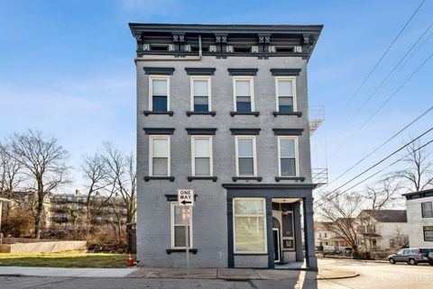 MLS: 1833704