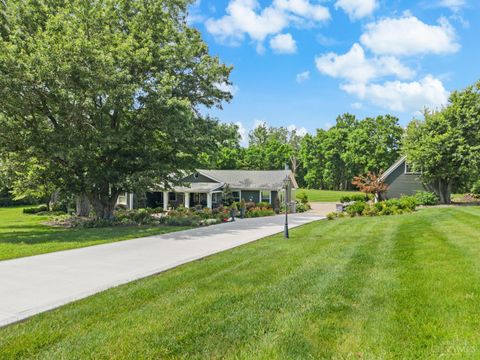 Photo of 5596 Greentree Road, Turtle Creek Township, OH 45036 (MLS # 1887552)