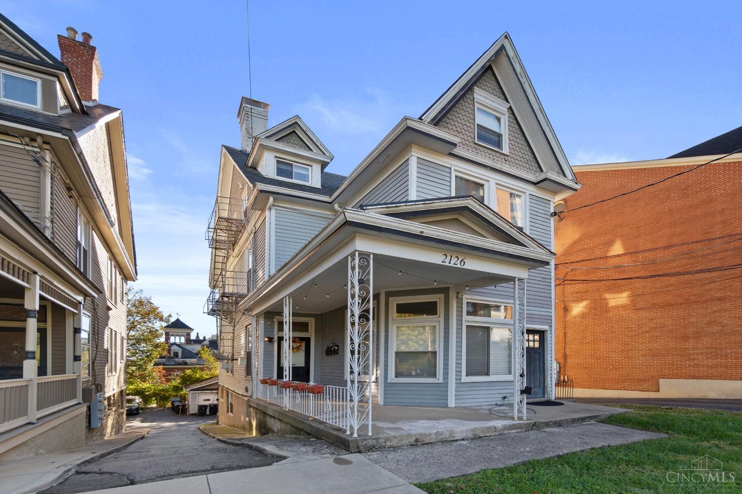 2126 Alpine Place