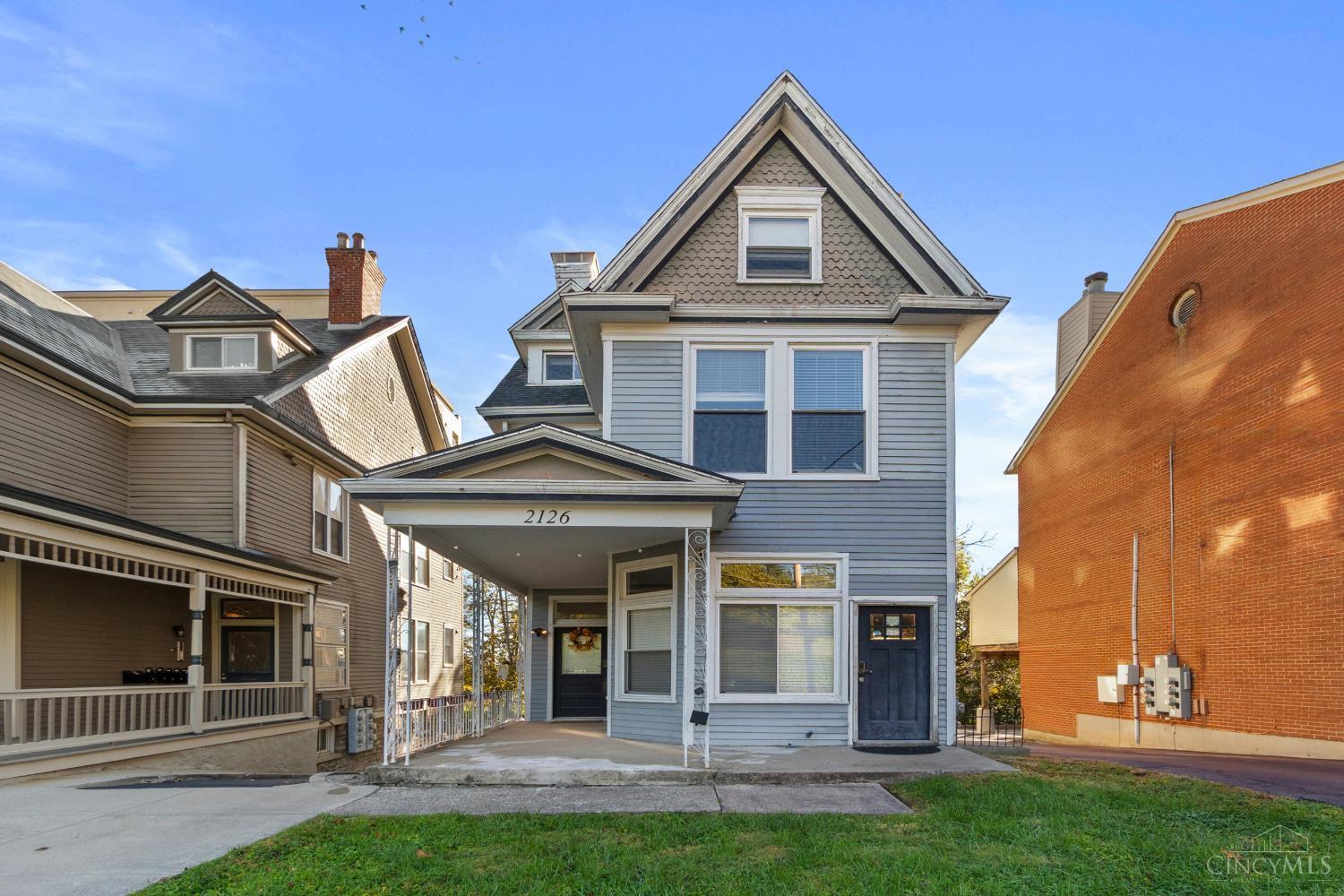 2126 Alpine Place