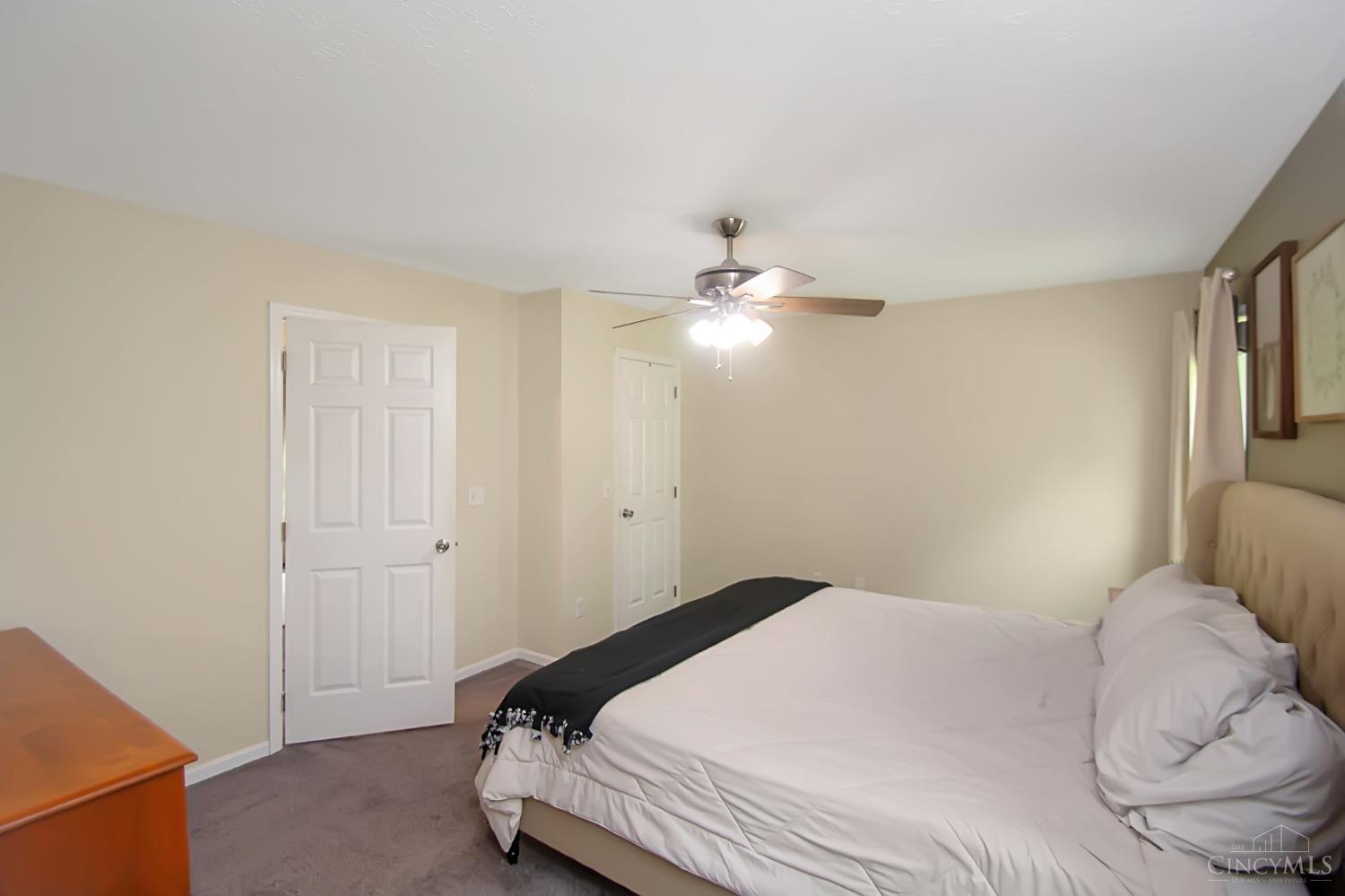370 Woodsdale Drive, Monroe, Ohio image 13