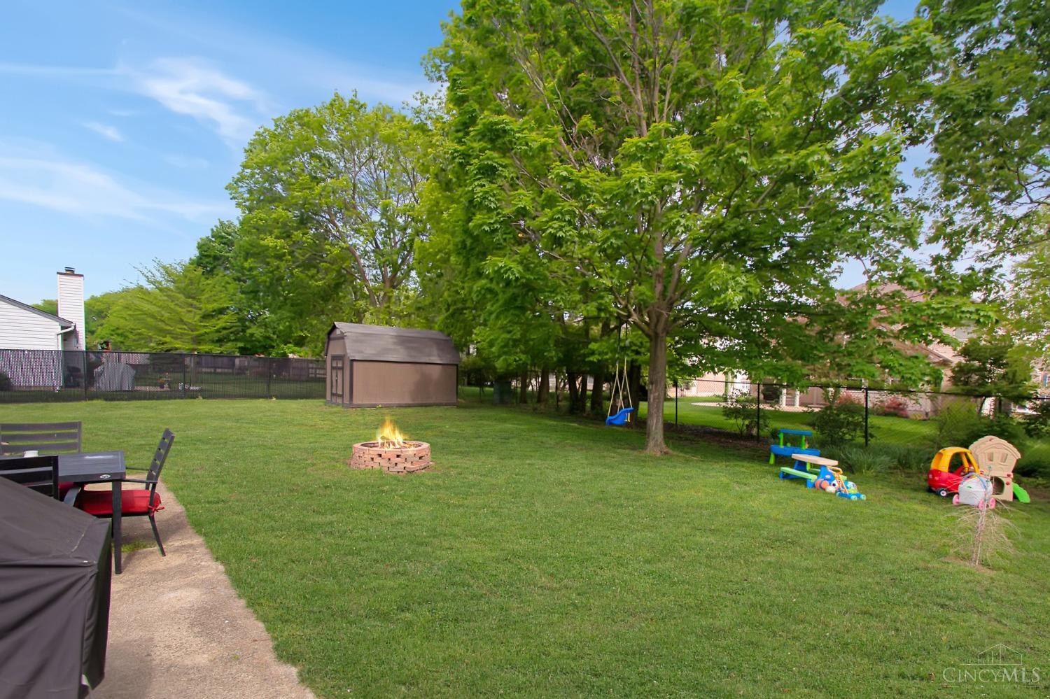 370 Woodsdale Drive, Monroe, Ohio image 25