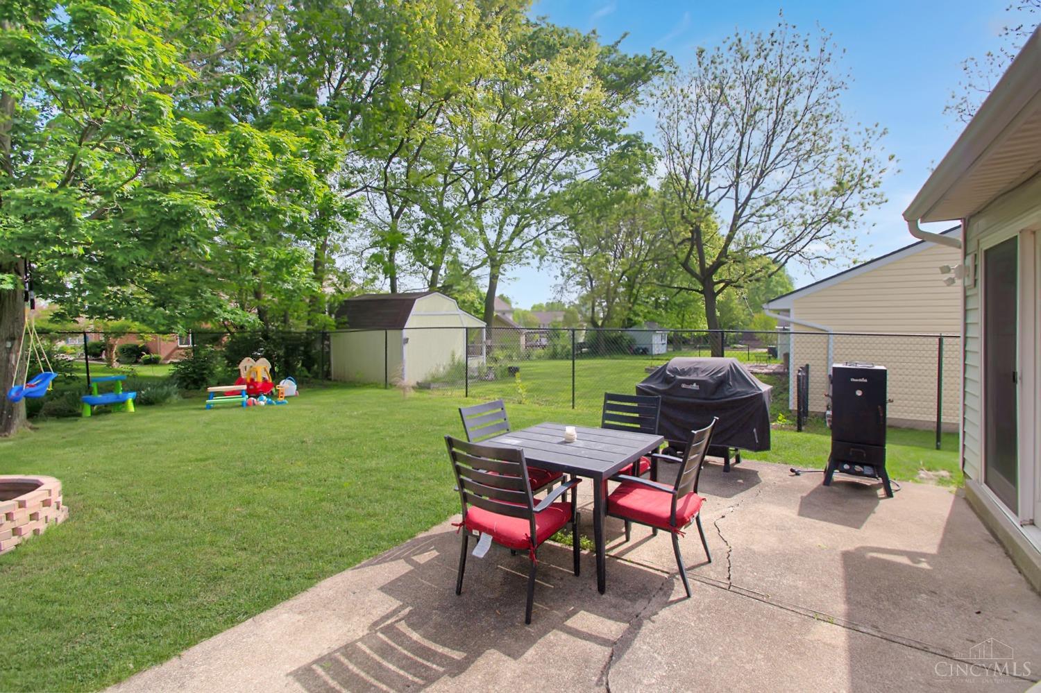 370 Woodsdale Drive, Monroe, Ohio image 22