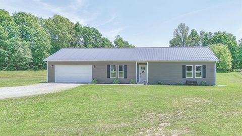 Homes For Sale - 1038 Pansy Pike<br/> Clinton County, Blanchester, OH 45107