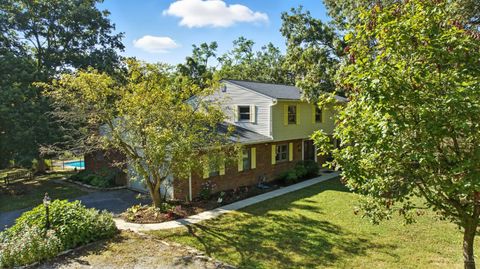 Photo of 6807 Dawson Road, Madeira, OH 45243 (MLS # 1853130) Photo of 6807 Dawson Road, Madeira, OH 45243 (MLS # 1853130)