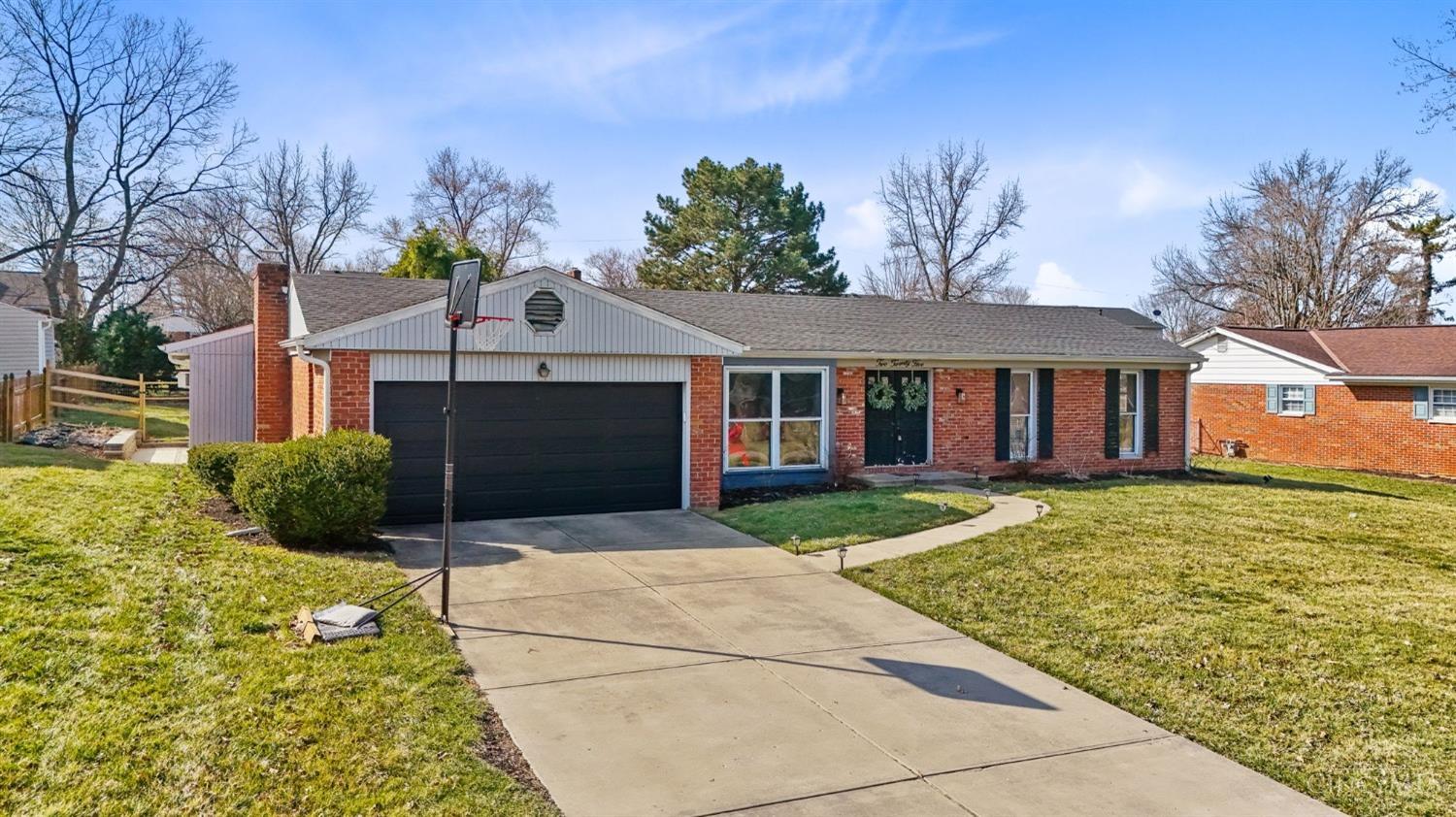 225 Woodyard Drive, Monroe, Ohio image 2