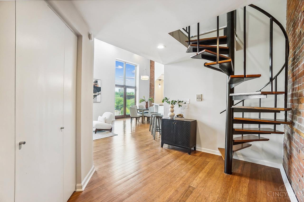 412 Liberty Hill 4D