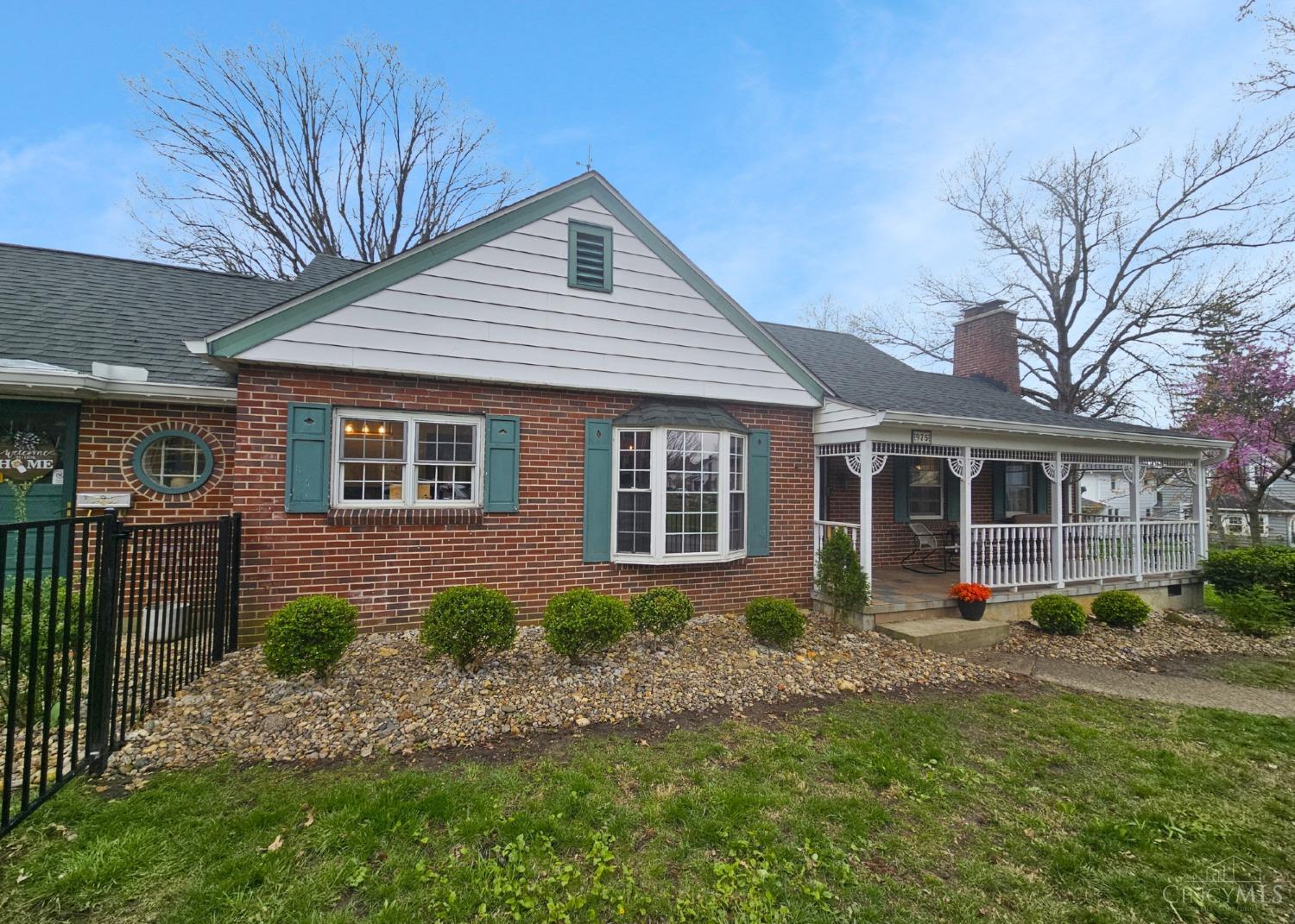 975 Haldimand Avenue, Hamilton, Ohio image 3