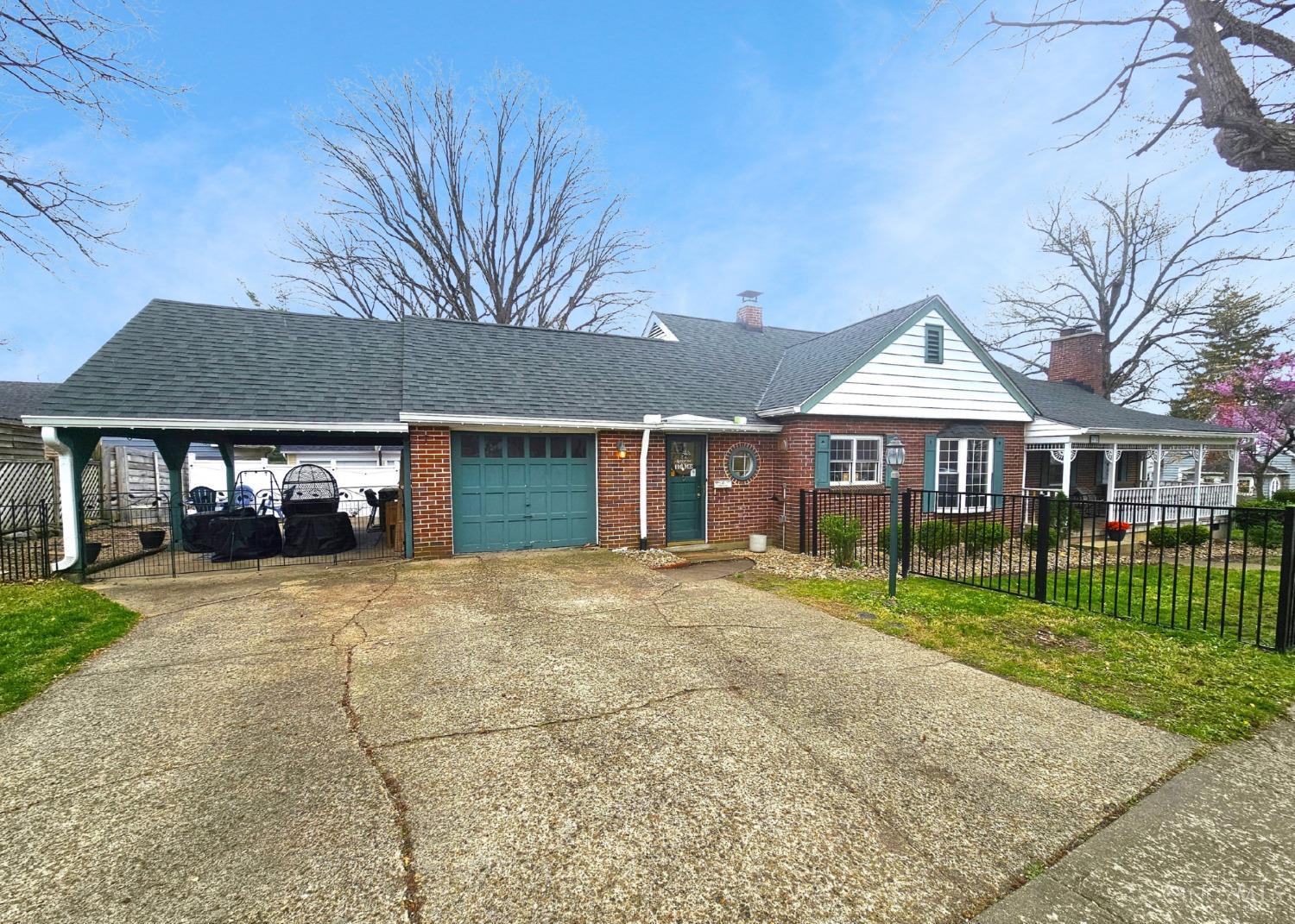 975 Haldimand Avenue, Hamilton, Ohio image 2