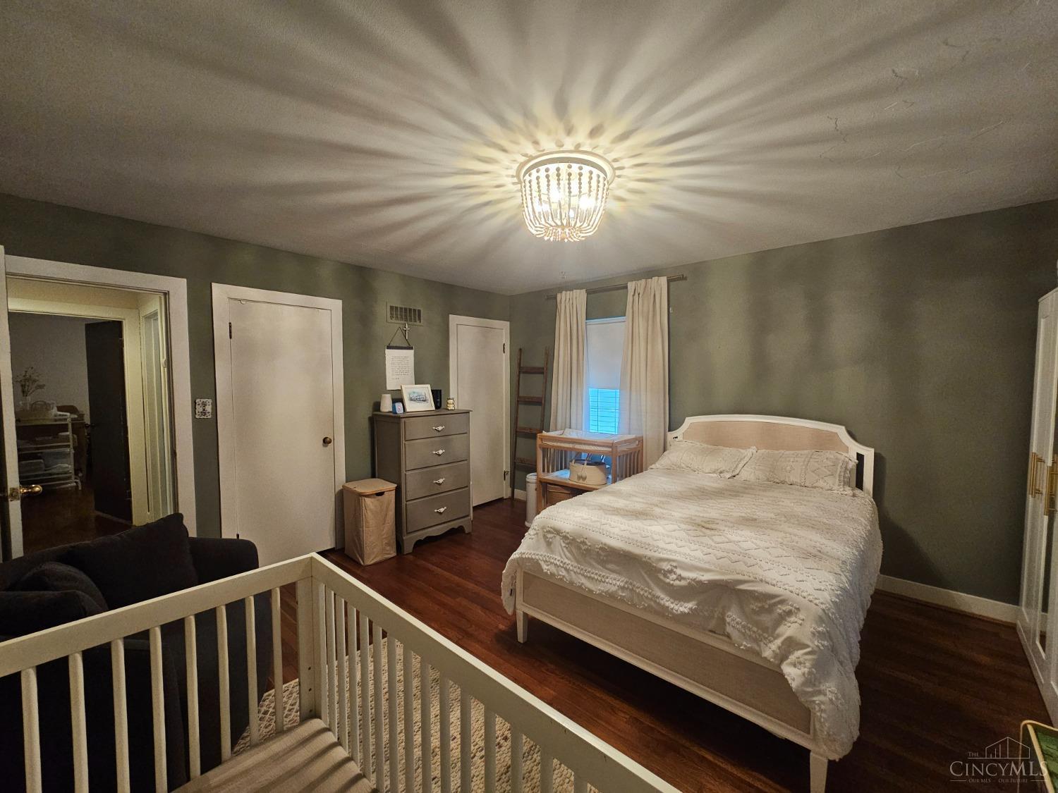 975 Haldimand Avenue, Hamilton, Ohio image 23