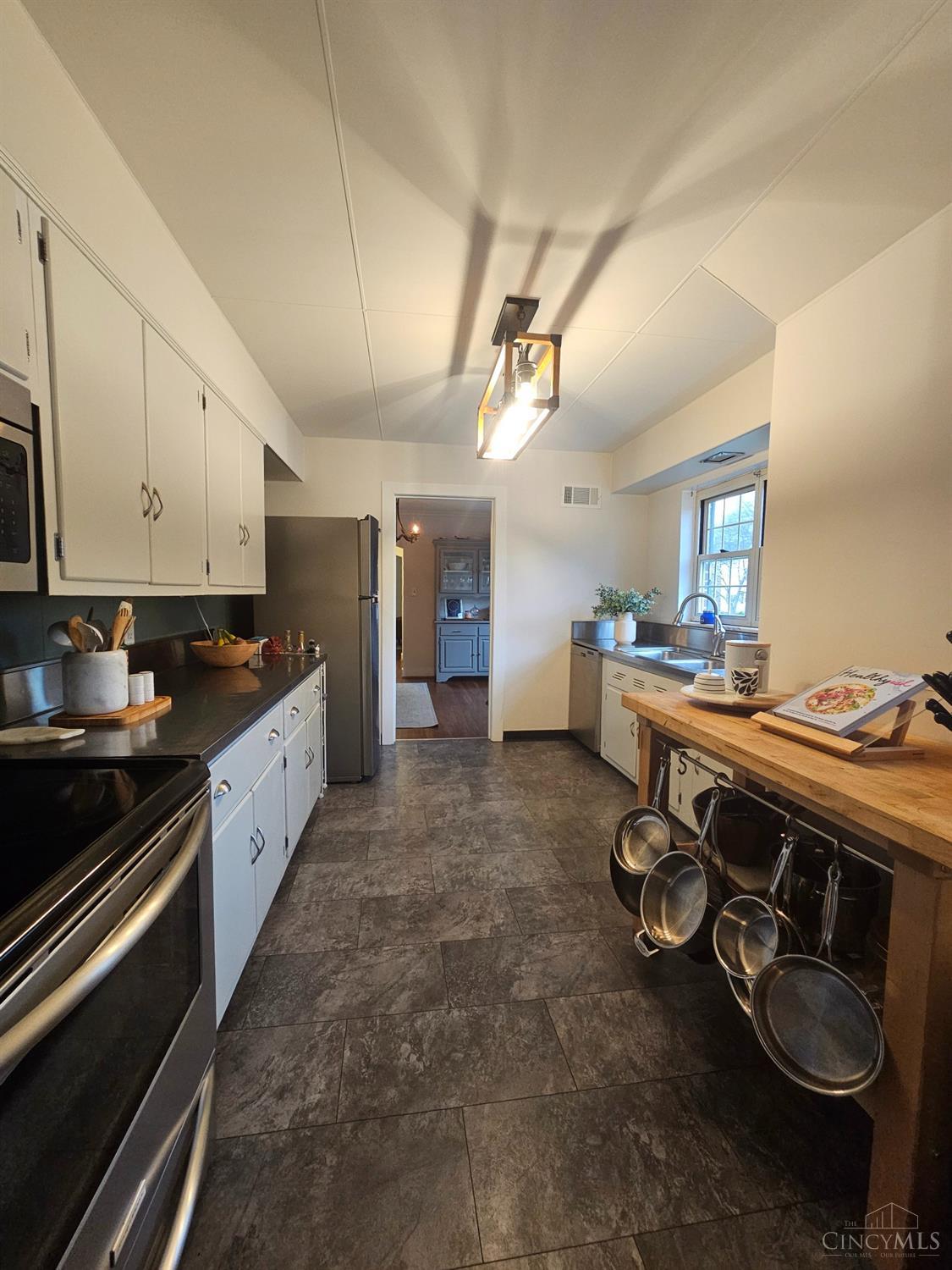 975 Haldimand Avenue, Hamilton, Ohio image 15