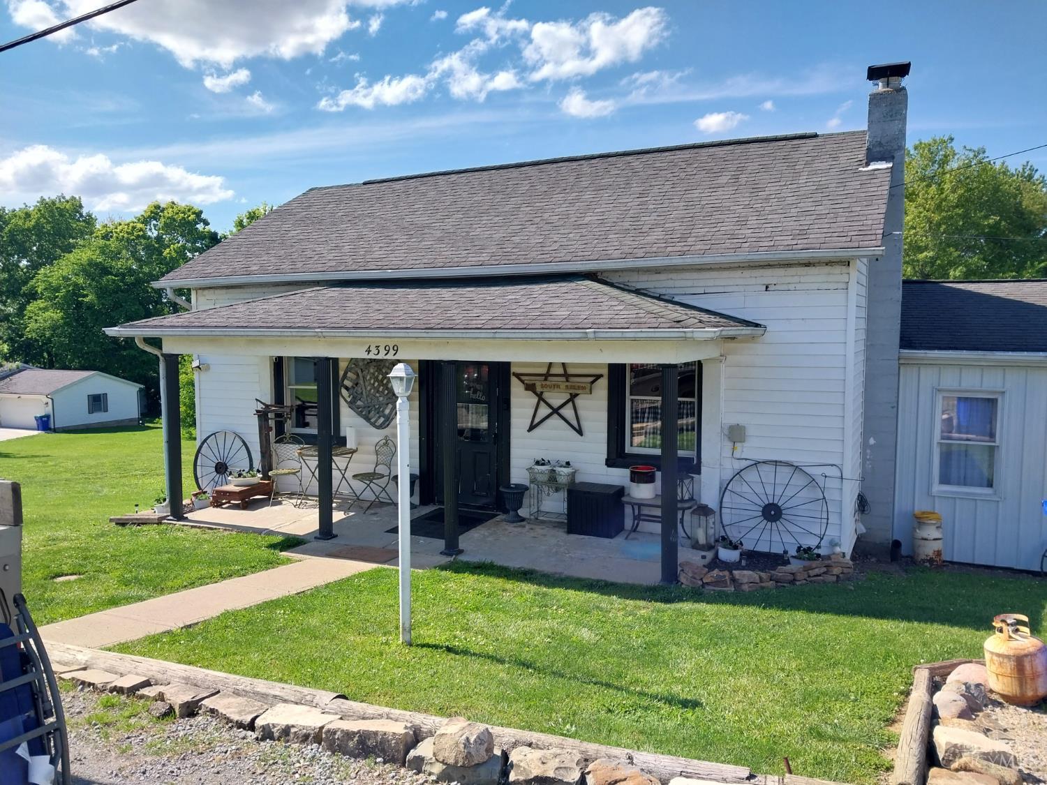 4399 Main Street