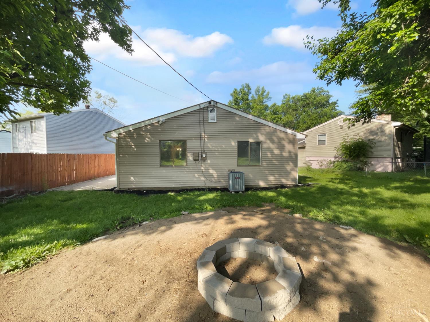 3717 Ellis Way, Middletown, Ohio image 9