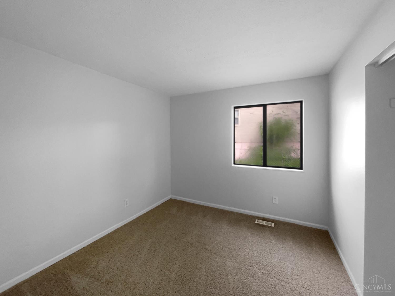 3717 Ellis Way, Middletown, Ohio image 17