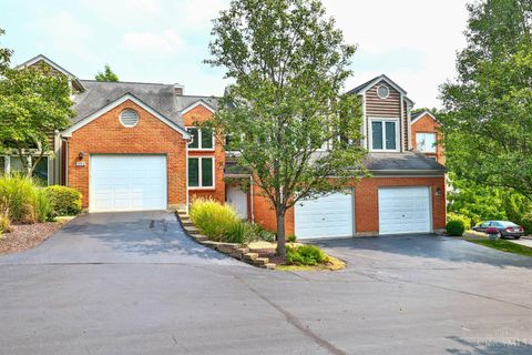 Photo of 690 Totten Way, Cincinnati, OH 45226 (MLS # 1854365)