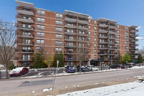 Photo of 1815 WM H Taft Road #601, Cincinnati, OH 45206 (MLS # 1863629)