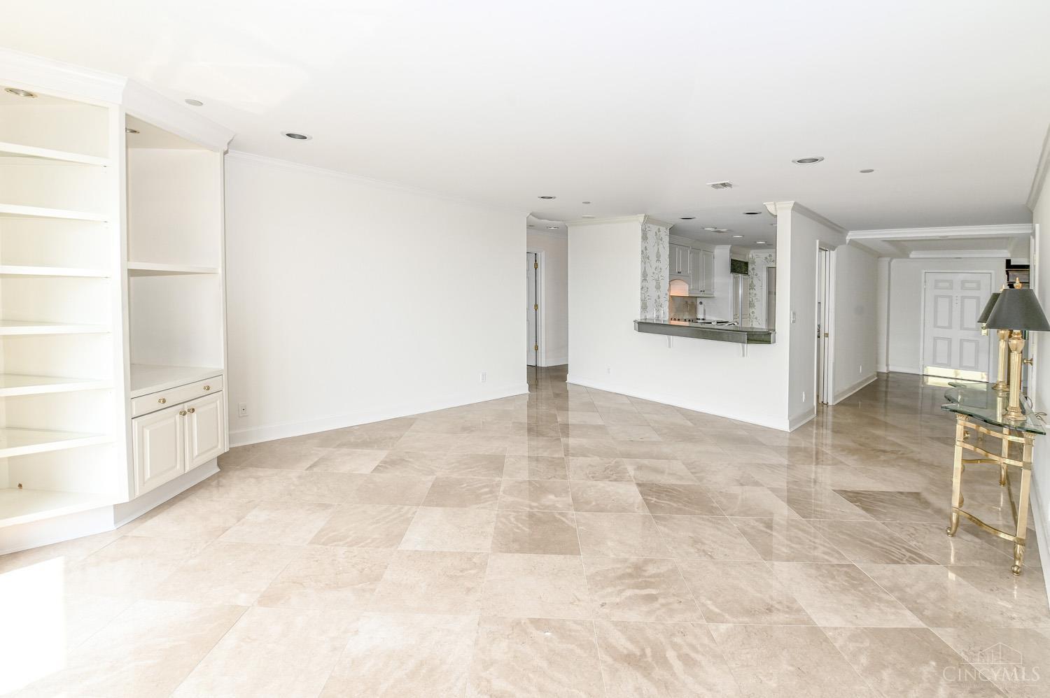 3435 Golden Avenue 1402