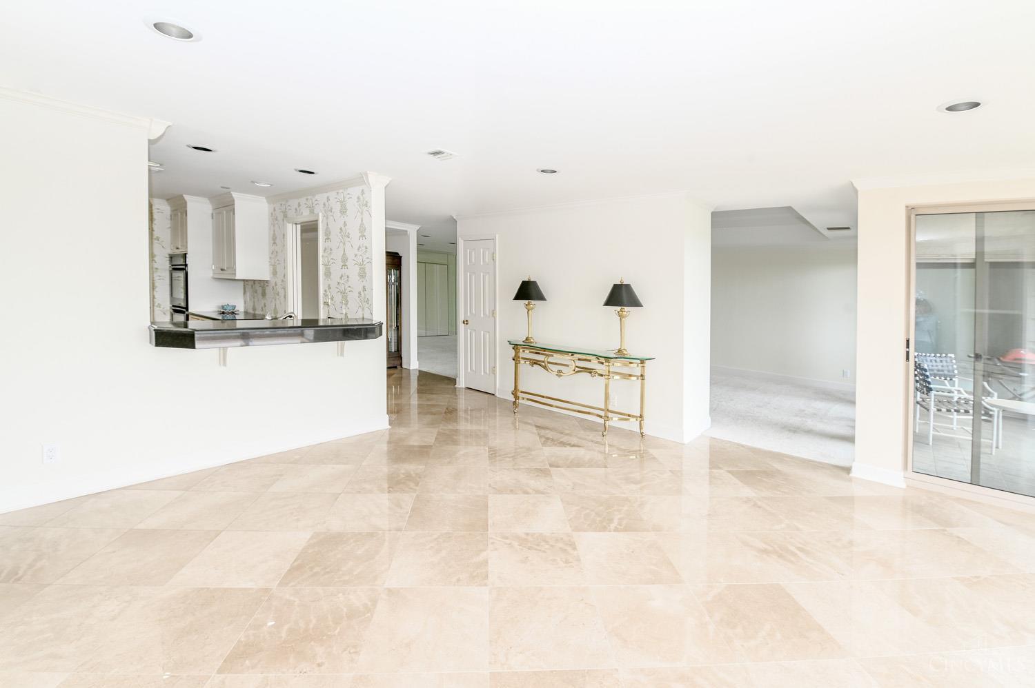 3435 Golden Avenue 1402