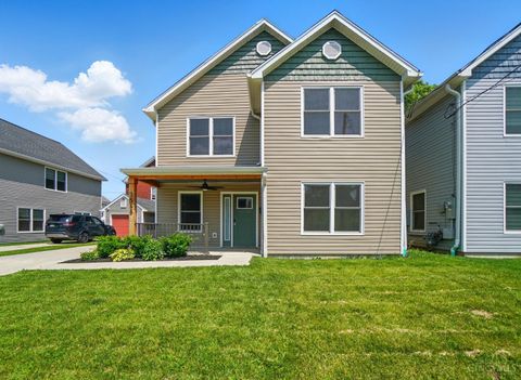 Photo of 3568 Bevis Avenue, Cincinnati, OH 45207 (MLS # 1860148)