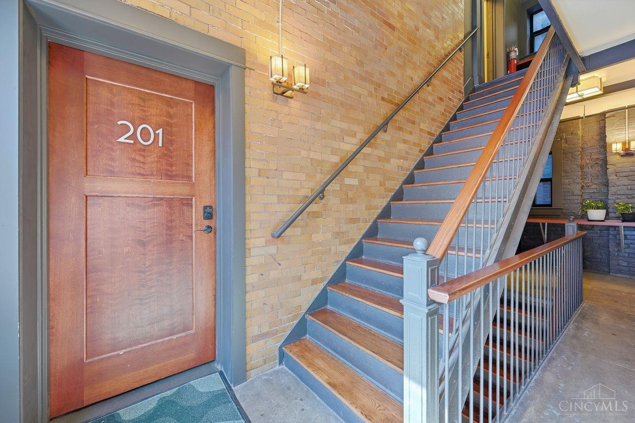 14 W Fourteenth Street 201