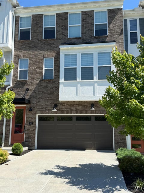 Homes For Sale - 102 Blossom View Drive<br/> Loveland, OH 45140