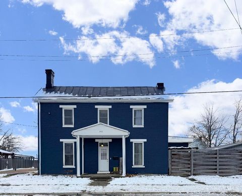 Photo of 308 S Broadway Street, Blanchester, OH 45107 (MLS # 1865405)