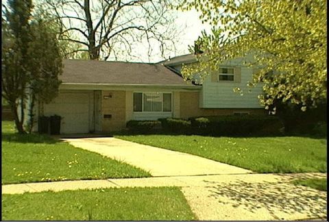 Homes For Sale - 1497 Biloxi Drive<br/> Cincinnati, OH 45231