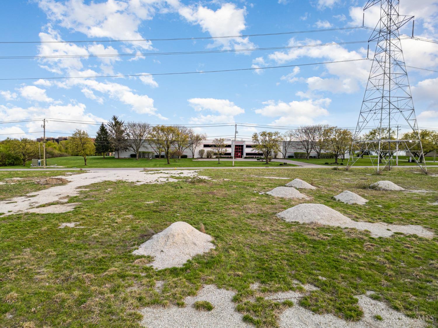 Castle Drive, Mason, Ohio image 8