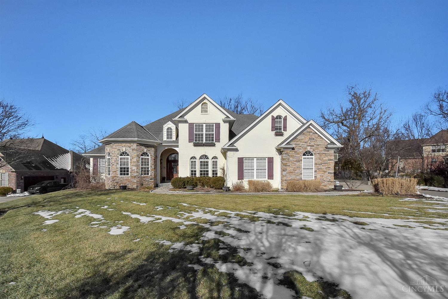 5806 Needleleaf Drive, Miami Twp, Ohio image 2