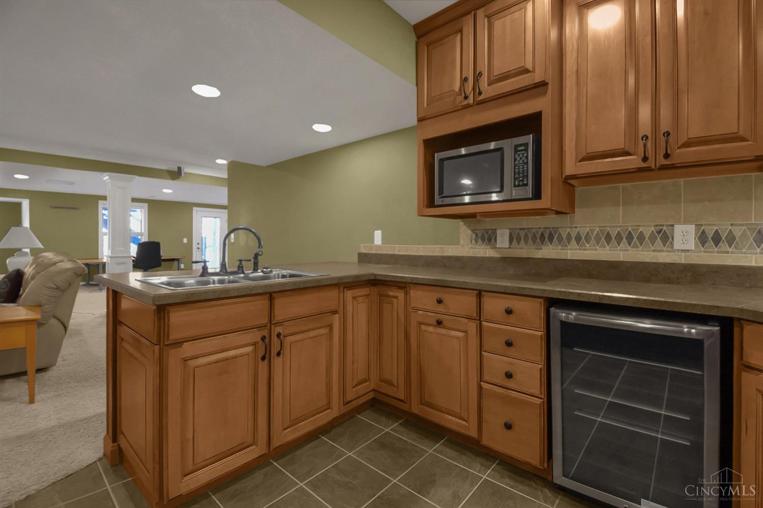 5806 Needleleaf Drive, Miami Twp, Ohio image 49