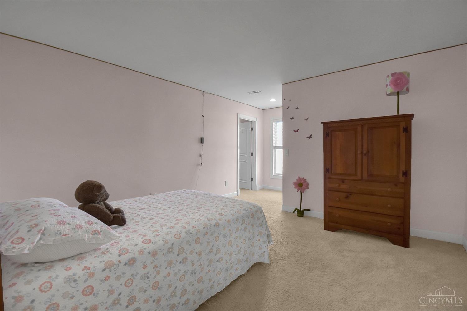 5806 Needleleaf Drive, Miami Twp, Ohio image 36