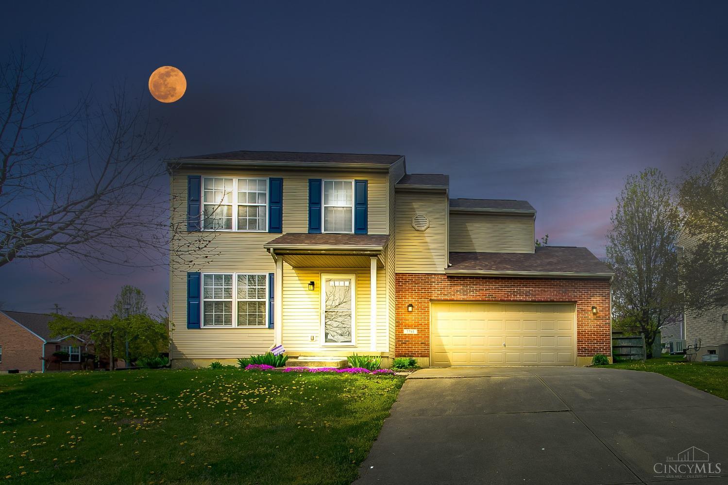 7741 Black Squirrel Trail, Hamilton, Ohio image 1