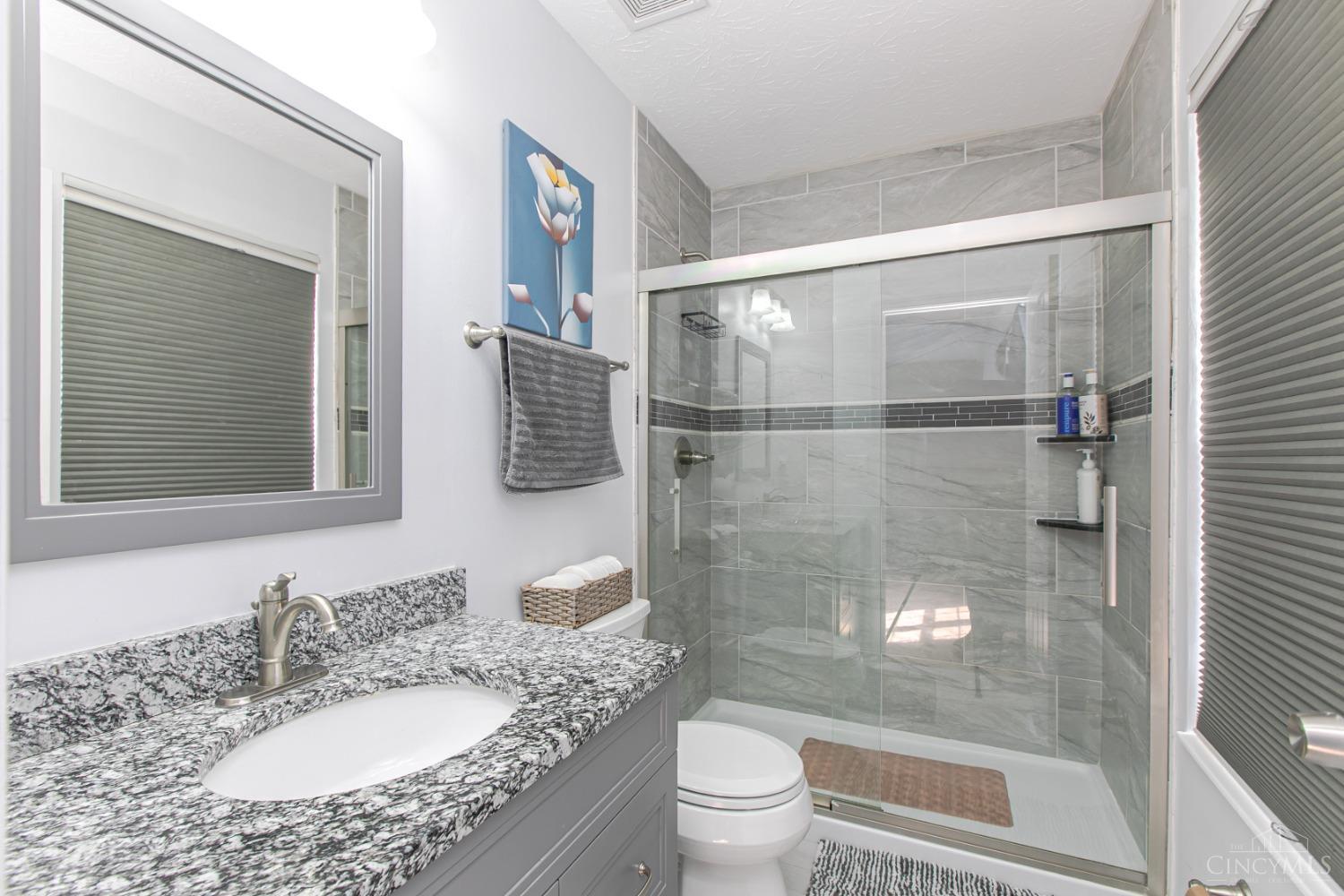 7741 Black Squirrel Trail, Hamilton, Ohio image 5