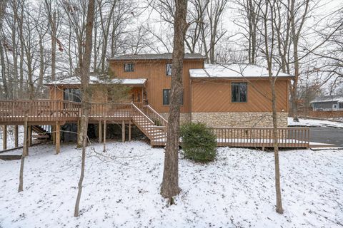 Photo of 560 Blackhawk Trail, Miami Township, OH 45140 (MLS # 1869687)