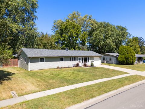 Photo of 1008 W Main Street, Loveland, OH 45140 (MLS # 1854512)