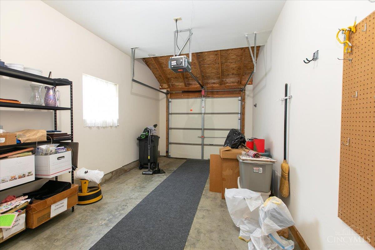 808 Southmeadow Circle, Springfield Twp., Ohio image 36
