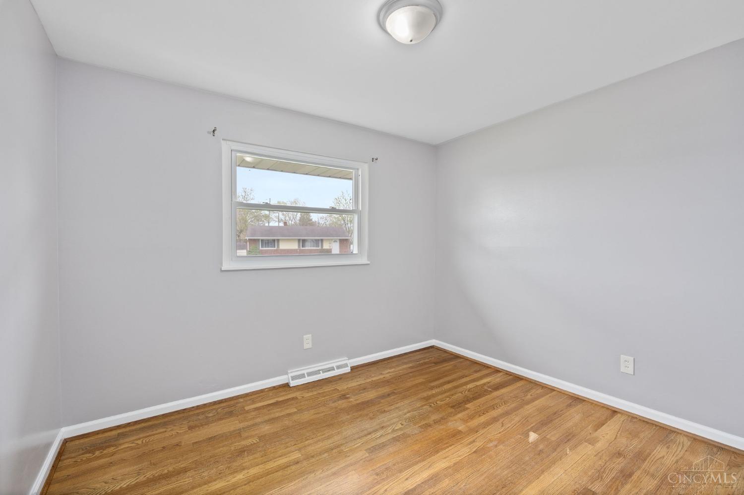 63 Scott Lane, Hamilton, Ohio image 17